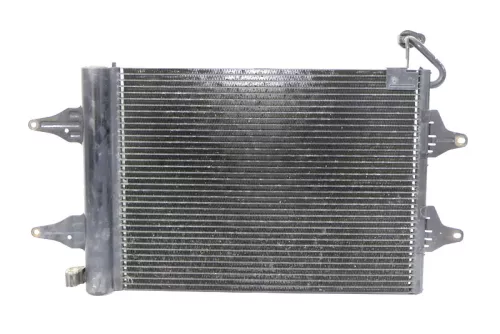 VW Polo 9N Ibiza Klimakondensator Kondensator Kühler 6Q0820411E 6Q0820411K