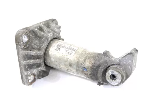 Audi A4 8E B6 8H Cabrio Halter für Pralldämpfer vorne links 8E0807133B