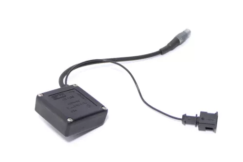 VW T4 Steuergerät Antenne Antennenweiche Weiche 701035577A Antennenverstärker