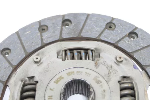 Audi A4 B5 Schwungrad Schwungscheibe Druckplatte AHL ADP 1,6l 74kw Kupplung (148132)