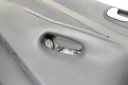 1x Audi A4 B5 Türverkleidung Verkleidung Tür vorne links (148144)