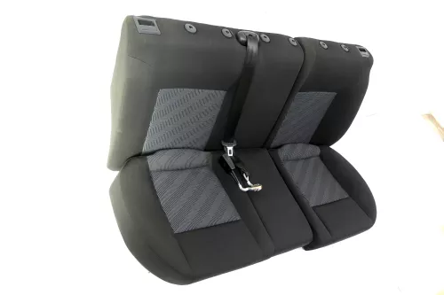 Seat Ibiza 6L Rückbank Rücksitzbank Sitz für Kopfstütze Sitzbank 3-Punkt Sitze (148450)
