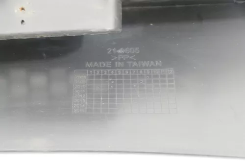 VW Golf 4 NUR Spoiler Lippe unten Stoßstange Frontstoßstange vorne GTI-Optik (148492)