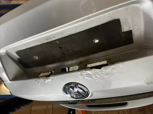 VW Golf Plus 5M Heckklappe hinten Kofferraumklappe Scheibe silber LA7W - ROST (148567)