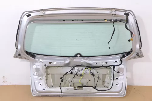 VW Golf Plus 5M Heckklappe hinten Kofferraumklappe Scheibe silber LA7W - ROST (148567)