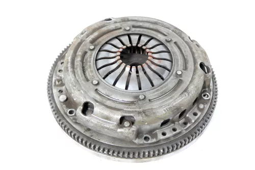 Polo 6R Druckplatte Schwungscheibe Kupplung 1,2 CGP CGPA CGPB Schwungrad