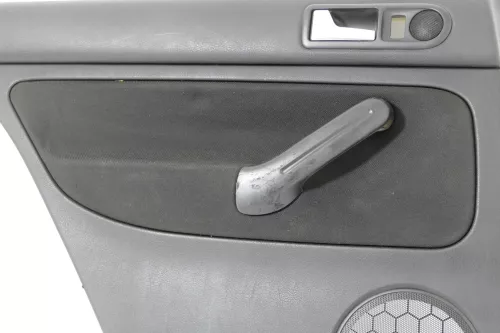 1x VW Golf 4 1J Kombi Variant Türverkleidung Verkleidung Tür hinten links Griff (148780)