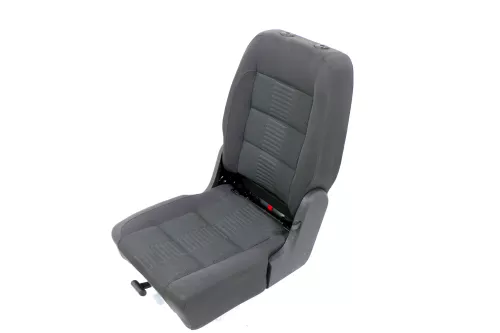 VW Touran Sitz hinten links (hinter Fahrersitz) Rücksitz anthrazit I Isofix (148866)