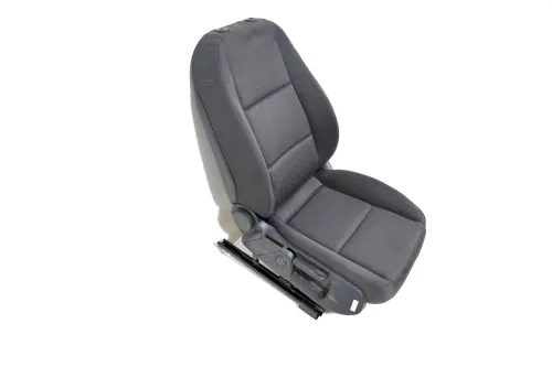 Audi A4 8E B7 auch Kombi Sitz vorne rechts Beifahrersitz 4/5-Türer Sitzheizung (149037)