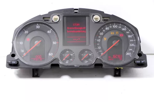 VW Passat 3C Tacho Tachometer 182.00km 3C0920871E Diesel TDI Kombiinstrument