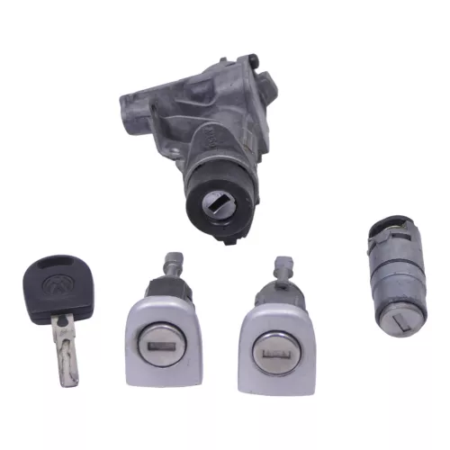 VW Passat 3B Schloßsystem 2x Türschloß Heckschloß 1x Schlüssel Schloß Zündschloß