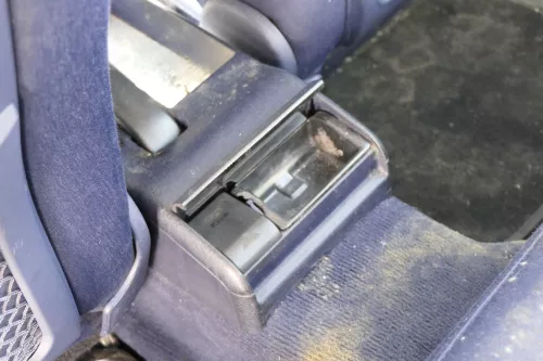 Audi A4 B5 Aschenbecher hinten 8D0857961A blau royalblau (150216)