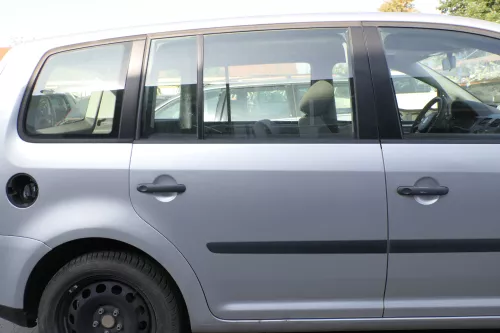 VW Touran 1T 1T3 Tür hinten rechts silber LA7W reflexsilber met mit Scheibe ohne