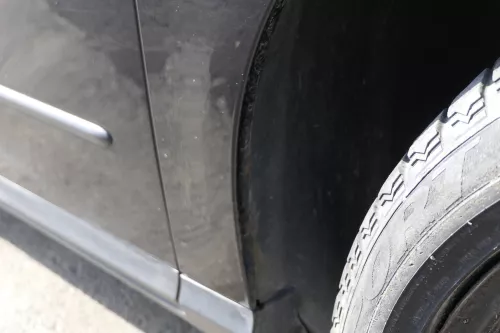 VW Passat 3C Kotflügel vorne rechts schwarz LC9X 3C0821022 original - Rost (150599)