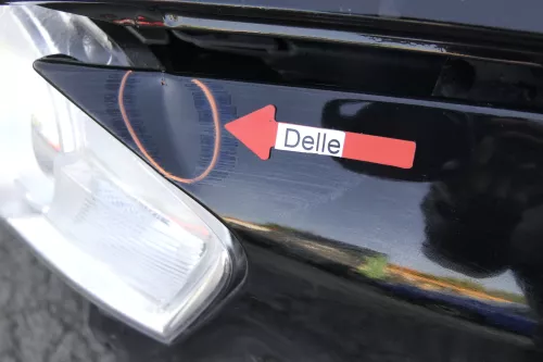 VW Passat 3C Kotflügel vorne links schwarz L041 3C0821021 - Delle (150603)