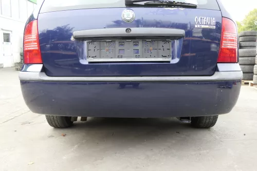 Skoda Octavia 1U Kombi Combi Stoßstange hinten Heckstoßstange blau LF5U tiefseeb