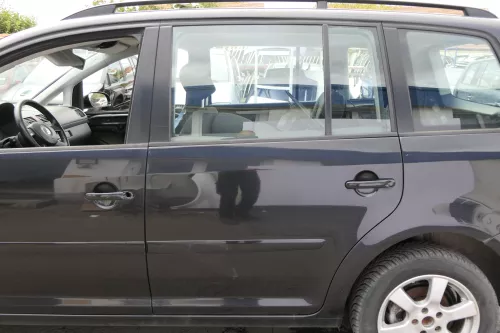 VW Touran 1T 1T3 Tür hinten links schwarz LC9Z metallic black ohne Anbaueteile