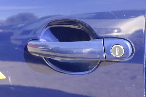 VW Passat 3B 3BG Kombi + Limo Tür vorne links Fahrertür blau LA5E ohneAnbauteile (150884)