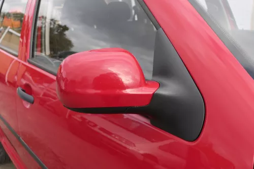 VW Golf 4 Bora manueller Spiegel vorne rechts Außenspiegel rot