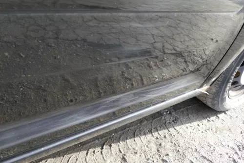 VW Touran 1T 1T3 Tür vorne rechts Beifahrertür schwarz LC9Z bl - ohne Anbauteile (151471)