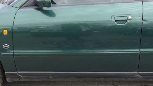 Audi A4 B5 Tür nur Türblatt vorne links Fahrertür grün LZ6L Kombi od Limo