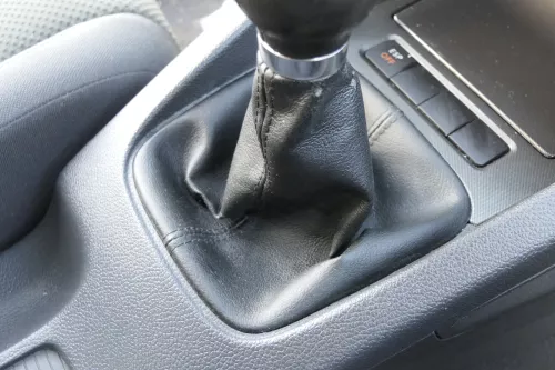 VW Golf 5 Schaltknauf Schaltsack Schaltung Schaltknüppel 6-Gang Leder Kunstleder (151636)