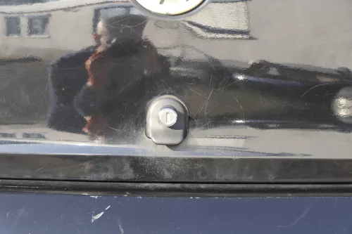 VW Fox 5Z Heckklappe Kofferraumklappe Klappe hinten + Scheibe schwarz L041 uni (151741)