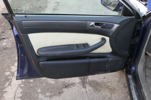 Audi A6 4B Türverkleidung Verkleidung Tür vorne hinten Leder besch melange beige