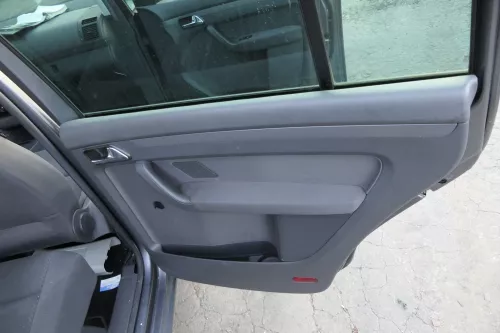 VW Touran 4x Türverkleidung Verkleidung Tür vorne +hinten links anthrazit (151909)
