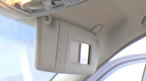 Audi A3 8L Sonnenblende vorne rechts beige jive twist 8D0857551P / Q 89Q