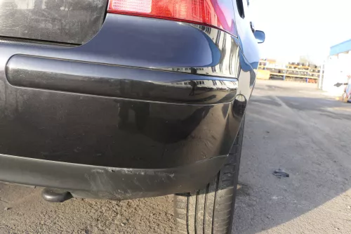 VW Golf 4 Limousine Stoßstange hinten Heckstoßstange Stoßfänger schwarz LC9Z Il (152047)