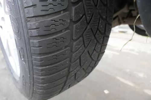 Audi A4 8E A6 4B Alufelgen 225/55 R16 99H Winterreifen Reifen Felgen 4-7mm Autec (152174)