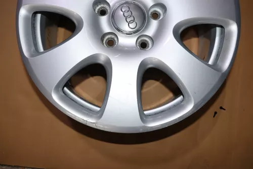 Audi Q7 Alufelgen Felge Felgen 4L0601025E  E7,5j x18 H2 ET 53 ohne Reifen 35674 (152255)