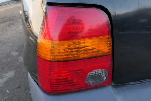 Seat Arosa 6H Rücklicht Rückleuchte Heckleuchte Hecklicht hinten links orange