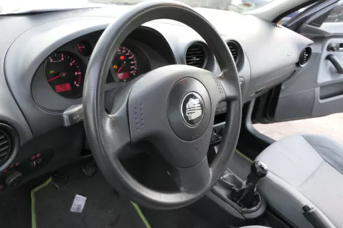 Seat Ibiza 6L Lenkrad 3-Speichen 6L0880201T TMJ Airbaglenkrad q200 + Q561