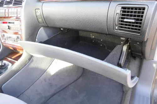 Audi A8 4D Handschuhfach 4D1857095H H99 aquablau (152316)