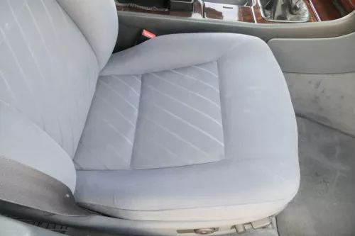 Audi A8 4D Sitz Beifahrersitz vorne rechts elektrisch verstellbar aquablau (152320)