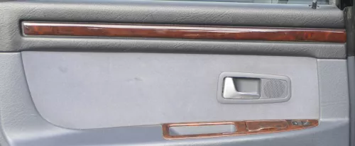 Audi A8 4D Verkleidung Klappe Abdeckung Dekor Holz Optik Mittelkonsole (152328)