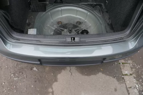 VW Golf 5 1K Limousine Stoßstange hinten Heckstoßstange sagagreen grün LA6Q (152368)