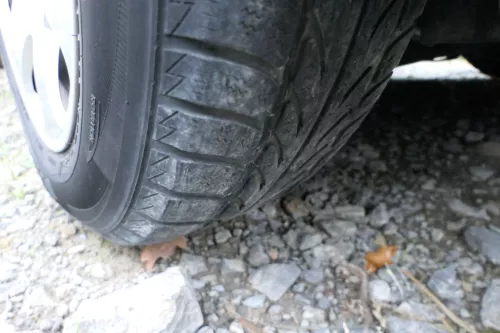 Audi A4 8E A6 4B Alufelgen 195/65 R15 91T Winterreifen Reifen 4-6mm 8E0601025 (152391)