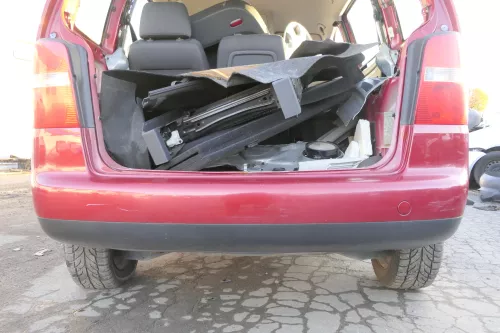 VW Touran 1T Stoßstange hinten Heckstoßstange Stoßfänger rot braun LA3W red spic