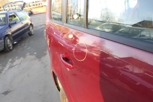 VW Touran 1T 1T3 Tür hinten rechts rot braun LA3W red sp mit Scheibe (152452)