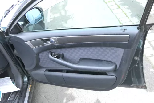 Audi A6 4B Türverkleidung Verkleidung Tür vorne +hinten links und rechts 152605 (152605)