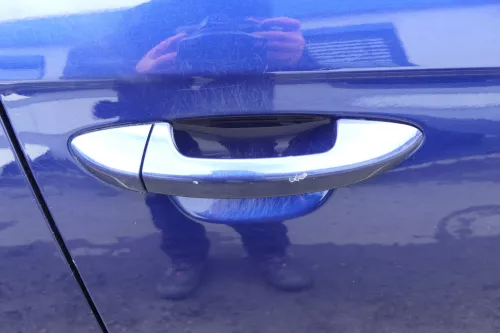 VW Passat 3C Kombi oder Limo Tür vorne rechts Beifahrer blau LD5Q ohneAnbautei (152614)