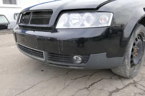 Audi A4 8E B6 Kombi Avant Stoßstange vorne mit Spoiler schwarz LY9B brilliant (152713)