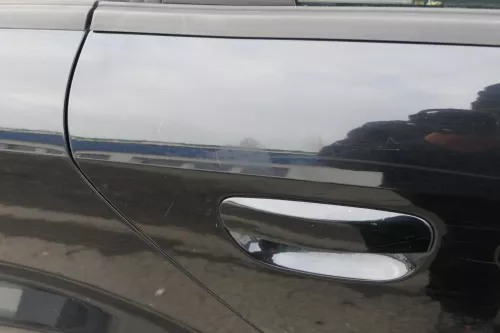 Audi A4 B7 8E Tür hinten rechts schwarz LY9B brillian Kombi mit Scheibe + Rahmen (152722)