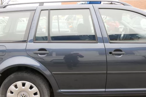 VW Golf 4 Bora Tür hinten rechts nur Kombi / Variant blau grau LC5F bluegraphit