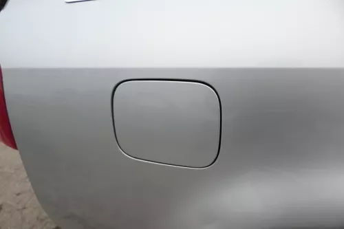 Audi A6 4B 4Z Tankdeckel Tankklappe Tank Deckel Klappe grau silber LY7W