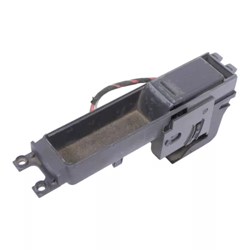 Audi A4 B5 8D Zigarettenanzünder vorne Anzünder 8D0863284C grau