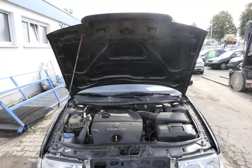 Skoda Octavia 1U Motorhaube Haube Klappe vorne schwarz LF9R OHNE Grill (153289)